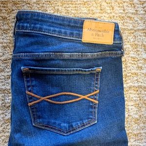 Abercrombie & Fitch Super Skinny Jeans - Size 6L